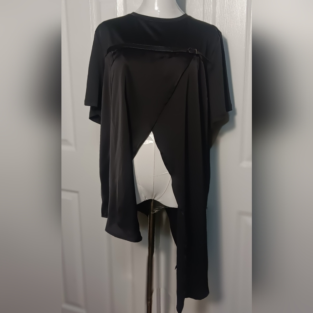 NWT! S DEER Stylish Black Women's Drape Blouse